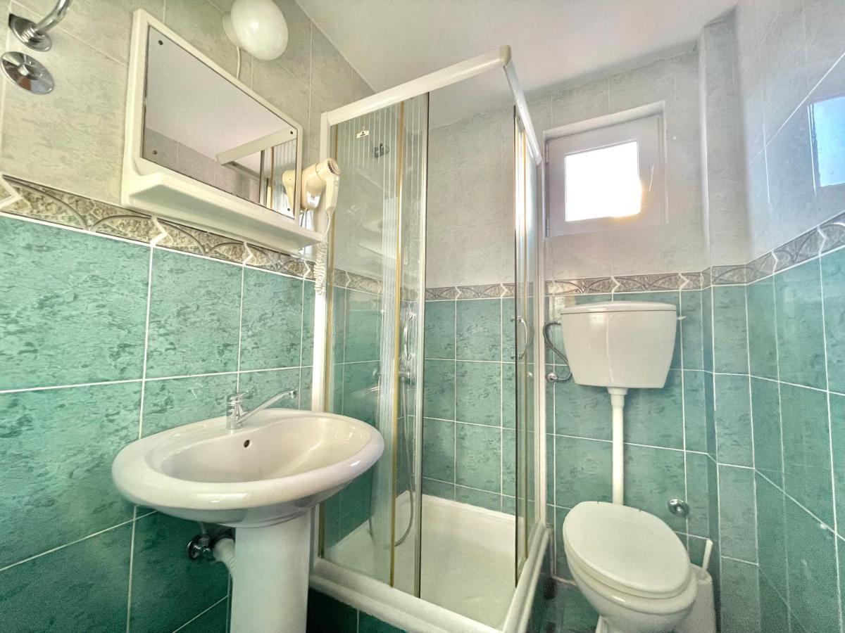 Vila L Guest house