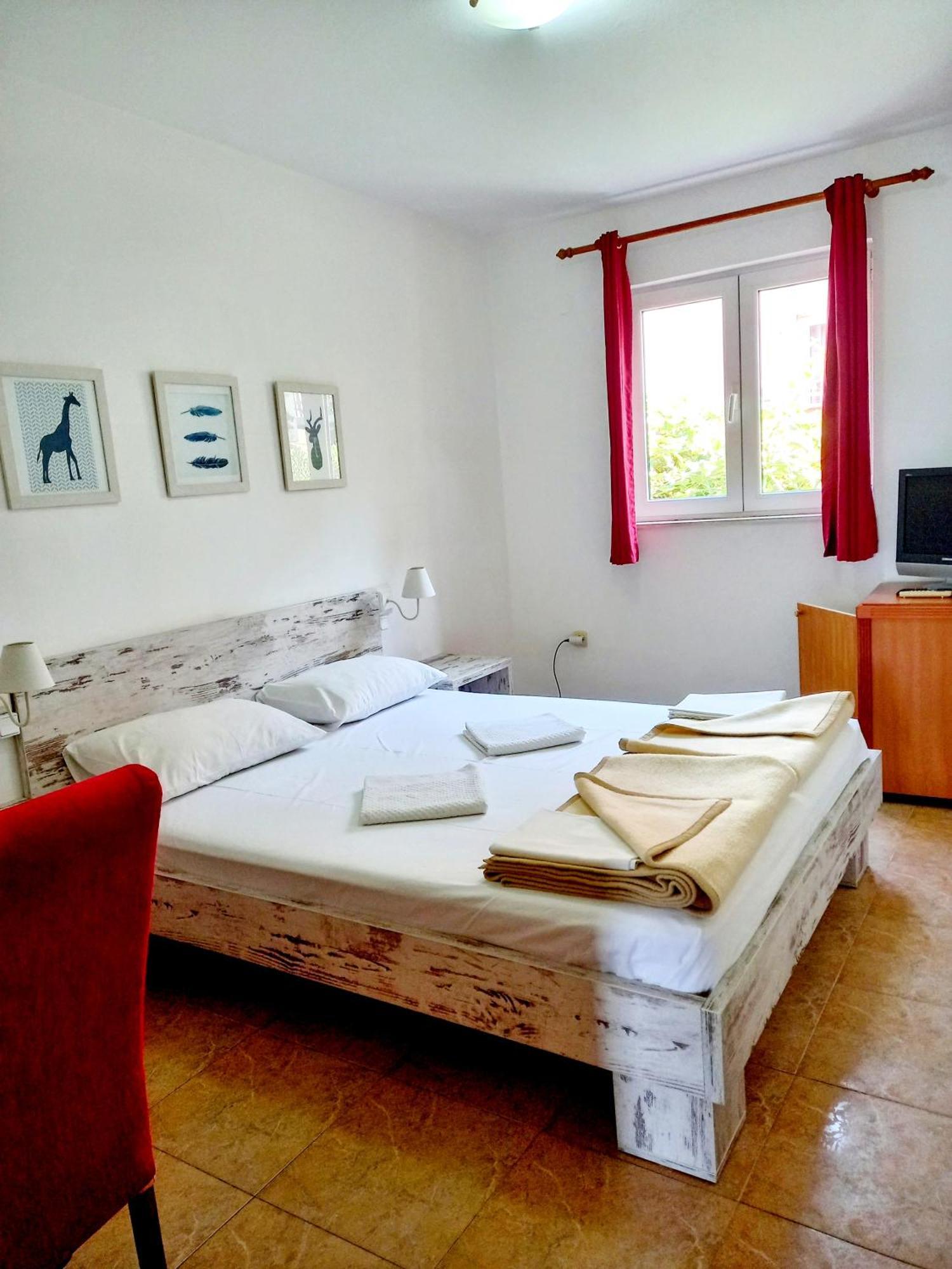 Guest house Vila L