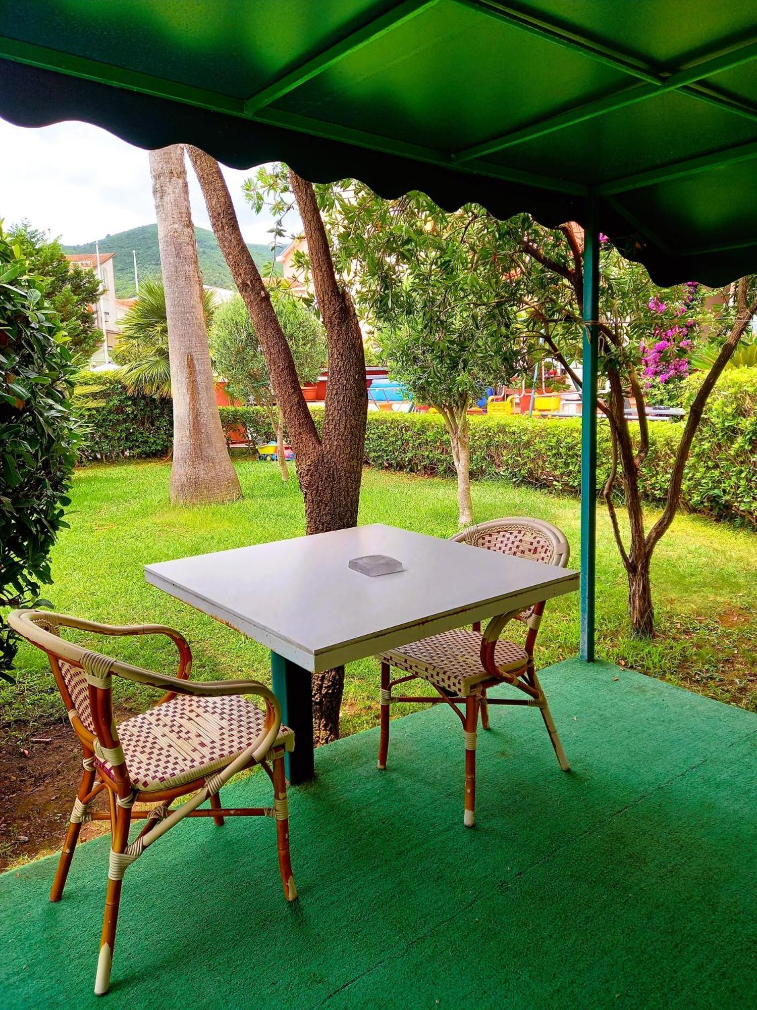 Vila L Guest house *