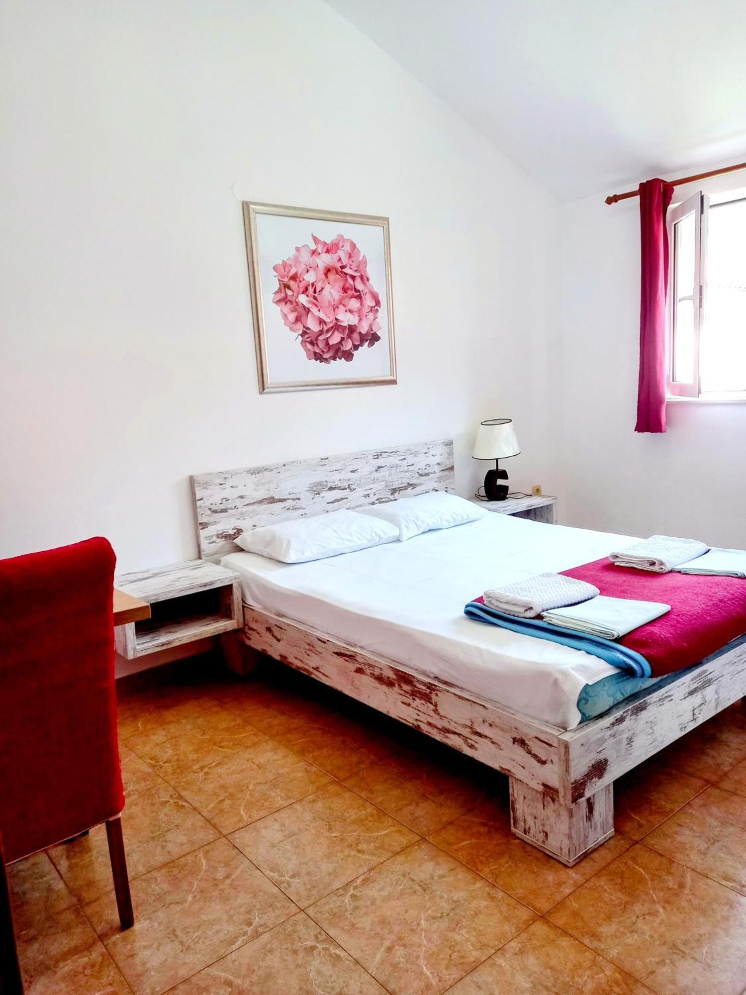 Guest house Vila L *